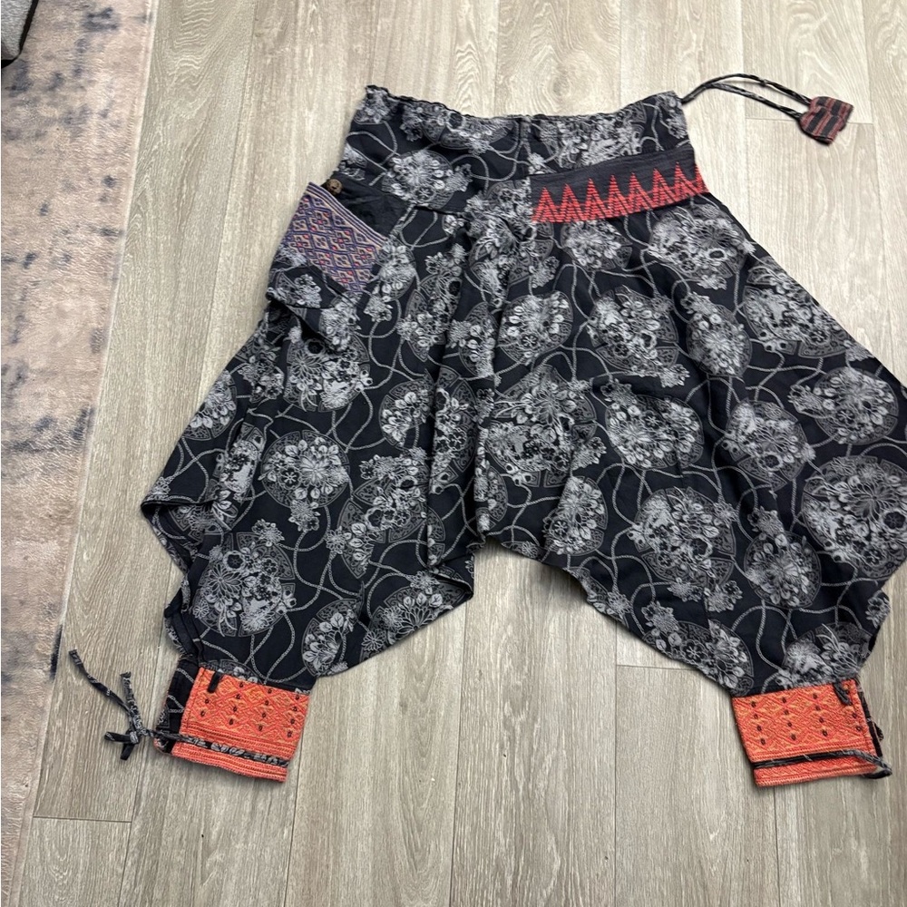 Black And Red Patterned Harem Pants - image 1